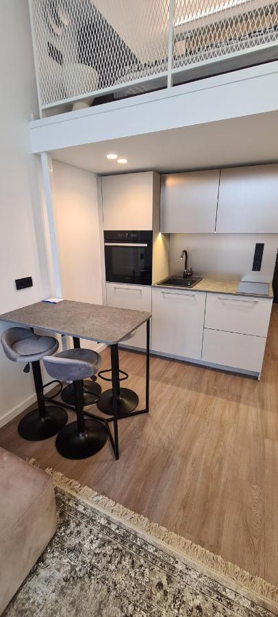 Stay In Kaunas & Radio City - Free Parking מראה חיצוני תמונה